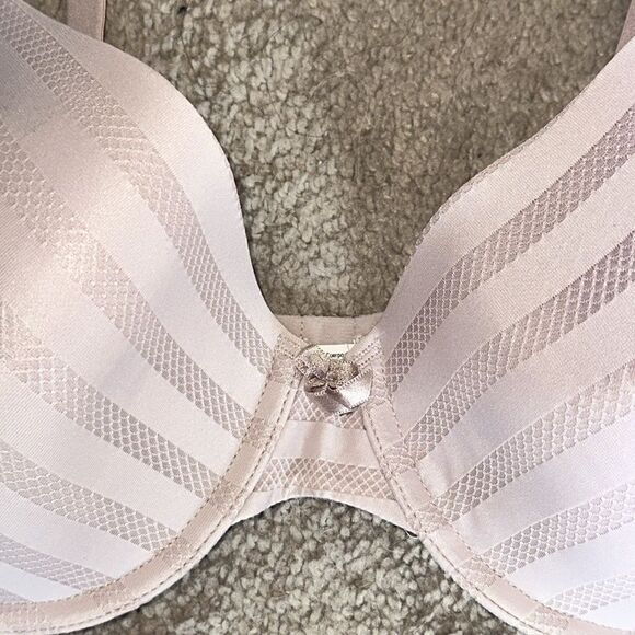 Maidenform T Shirt Underwire Bra! - Picture 2 of 5